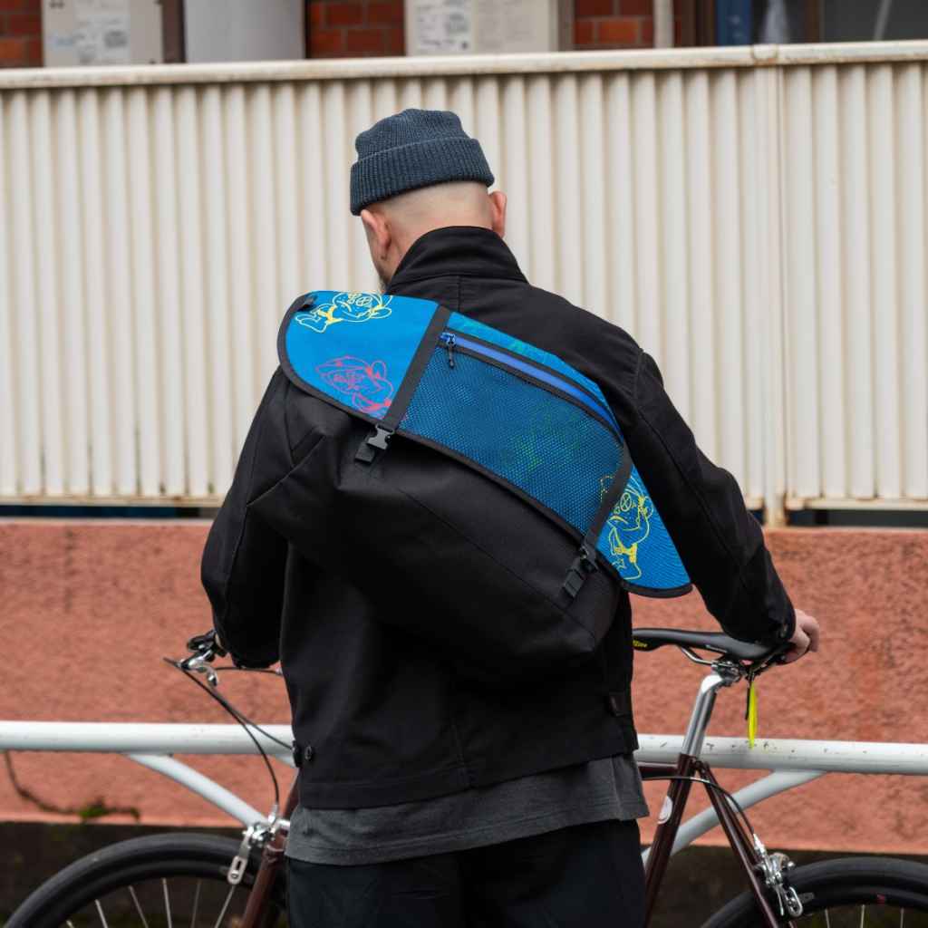 BLUE LUG* the messenger bag (custom/rasta/anzen-kun) - BLUE LUG