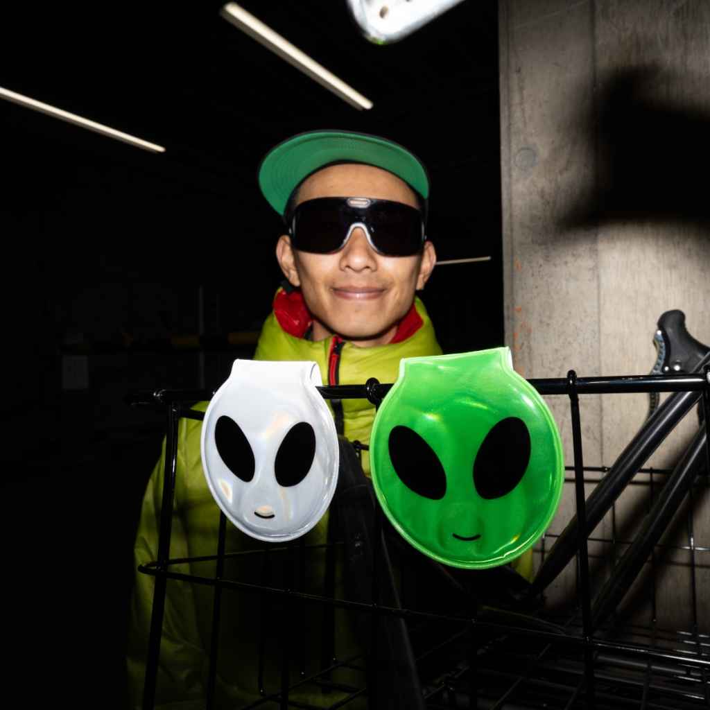 BLUE LUG* alien reflector clip (green) - BLUE LUG ONLINE STORE