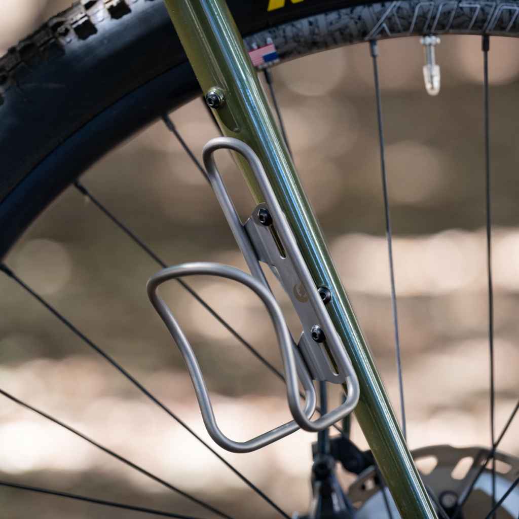 WILDE* titanium bottle cage (raw) - BLUE LUG ONLINE STORE