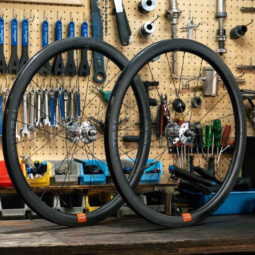 ASTRAL CYCLING PHILWOOD ホイール ブルーラグ サーリー ASTRAL CYCLING×PHILWOOD* veil4 carbon track wheel (20h/24h/rim