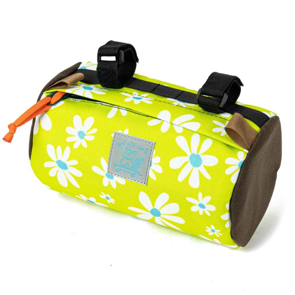 BLUE LUG* handlebar pouch (flower lime) - BLUE LUG ONLINE STORE