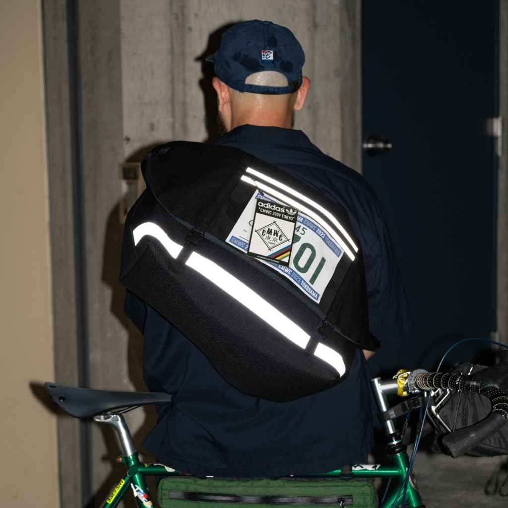 BLUE LUG* the messenger bag (custom/black/reflector) - BLUE LUG