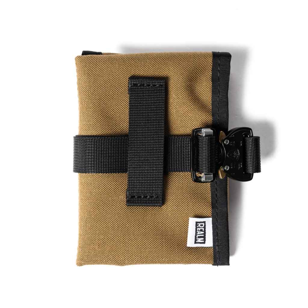REALM* saddle tool roll cobra buckle (coyote) - BLUE LUG ONLINE STORE