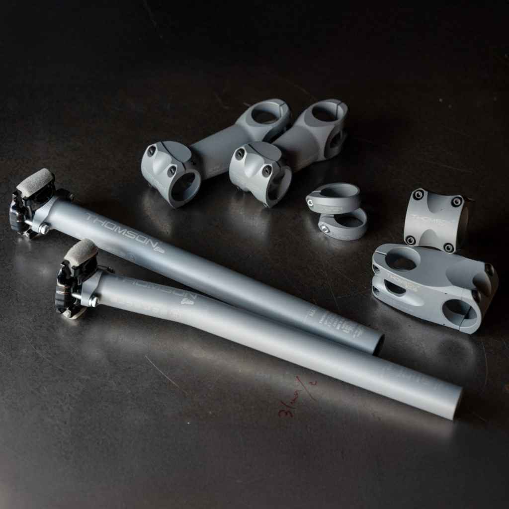 THOMSON×BLUE LUG* elite seatpost BL20th - BLUE LUG ONLINE STORE