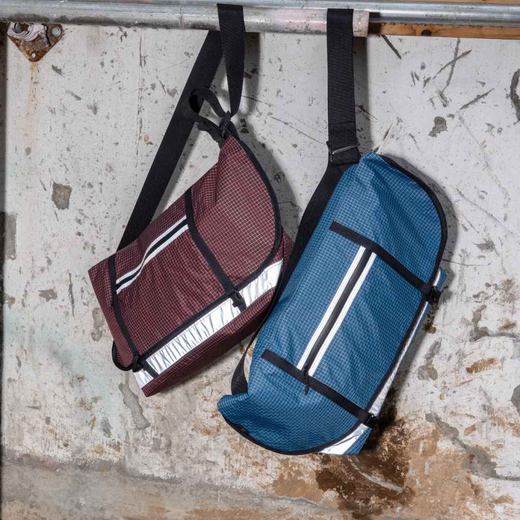 BLUE LUG* the messenger bag (custom/grid rip/blue) - BLUE LUG
