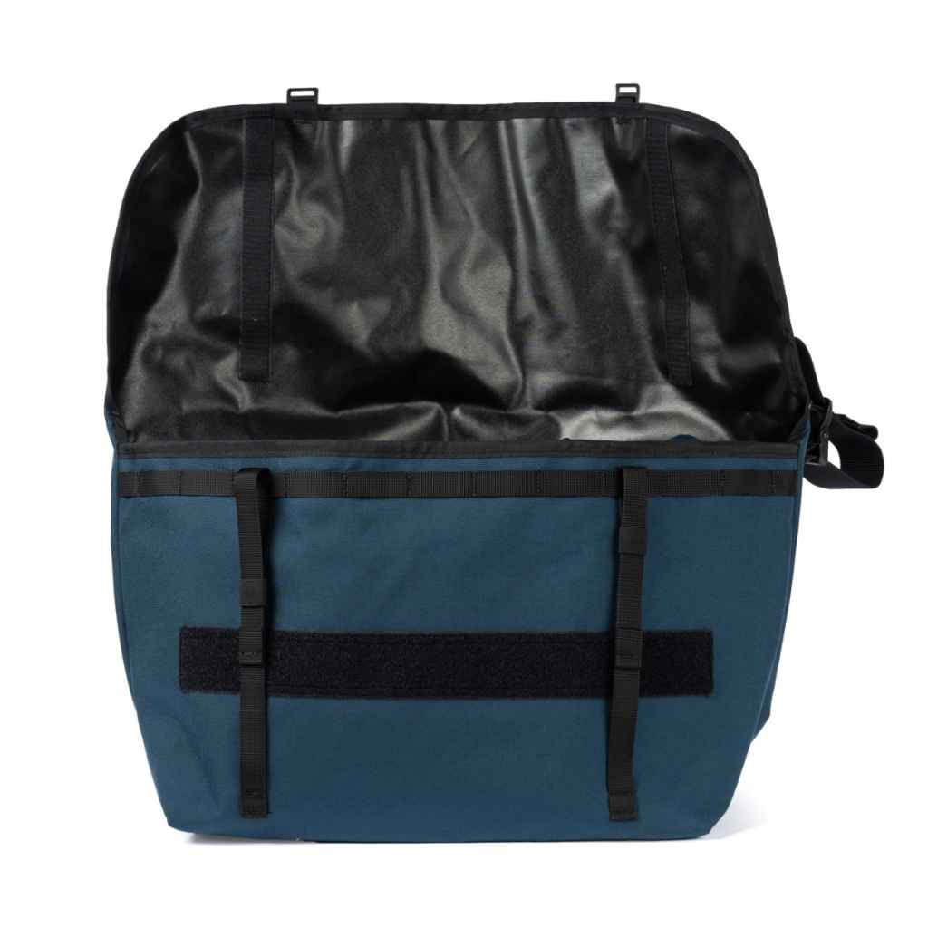 BLUE LUG the messenger bag メッセンジャーバッグ BLUE LUG* the messenger bag (blue) - BLUE LUG GLOBAL ONLINE