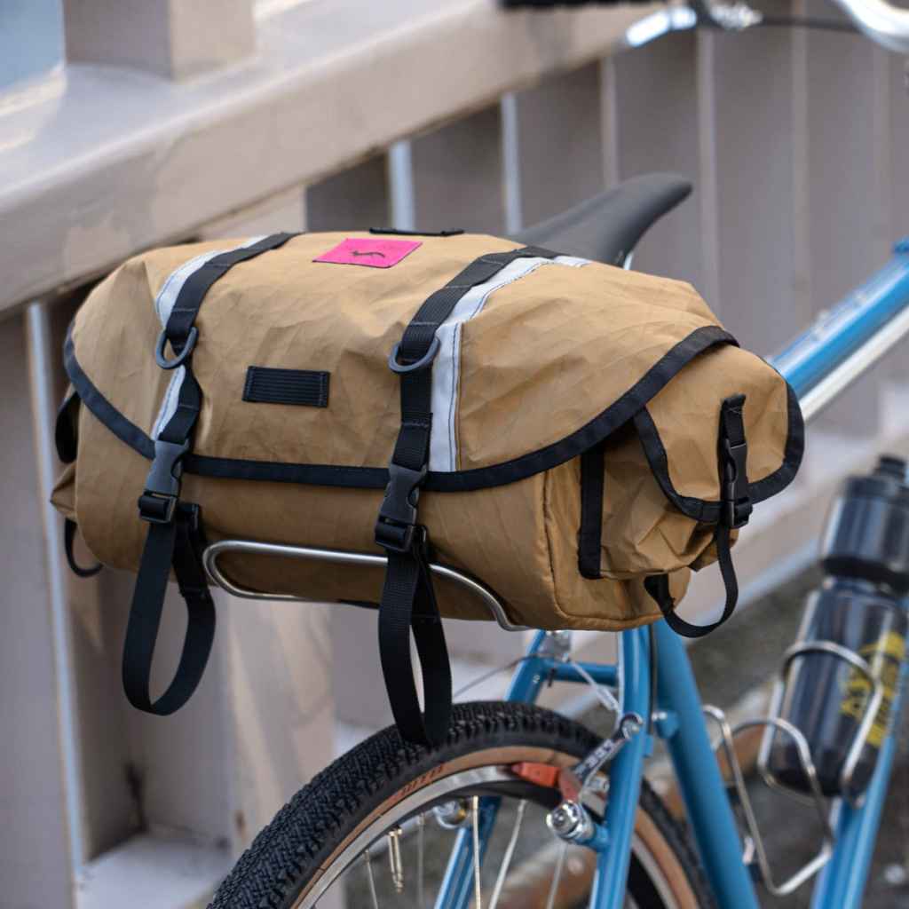 豊富な商品から INDUSTRIES* SWIFT zeitgeist LUG BLUE - (ecopak/black) pack アクセサリー