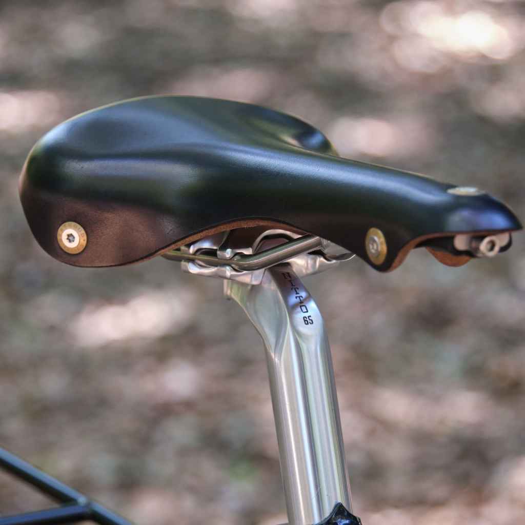 BERTHOUD* galibier leather saddle (black) - BLUE LUG ONLINE STORE