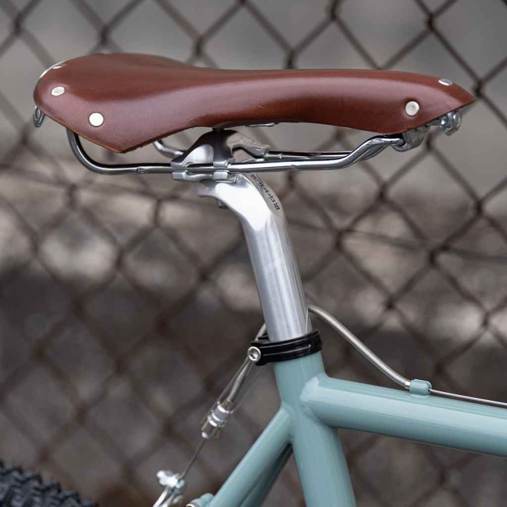 豪華で新しい BROOKS* swallow chrome (brown) - BLUE LUG ONLINE STORE パーツ