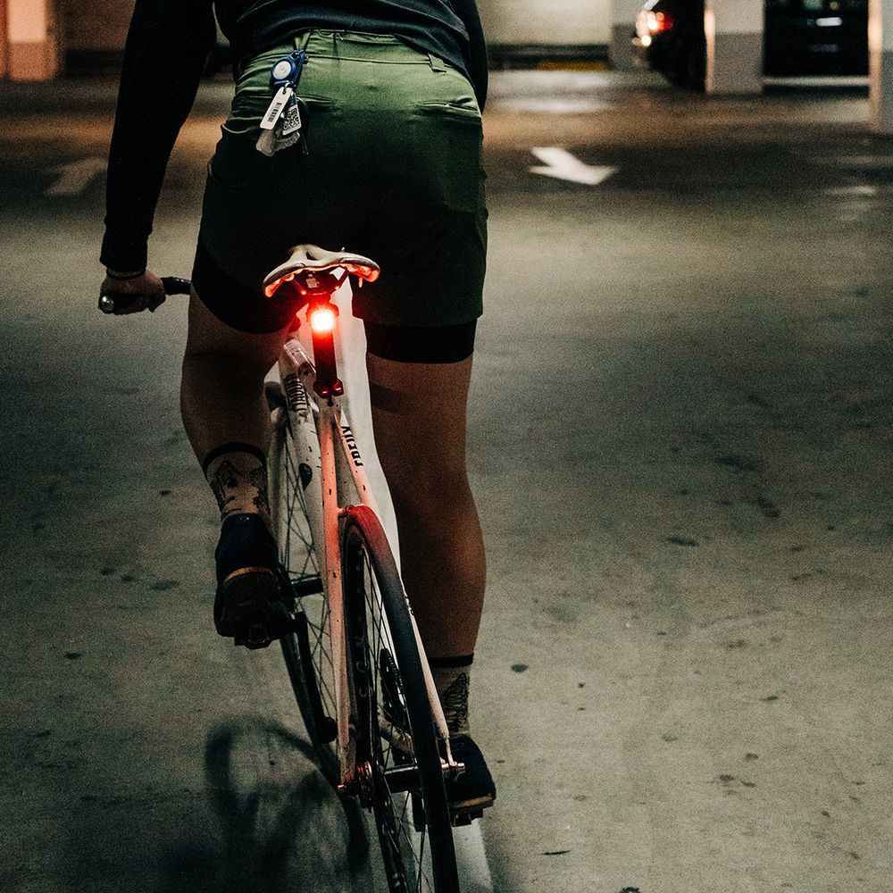 KNOG* blinder mini skull (rear) - BLUE LUG ONLINE STORE