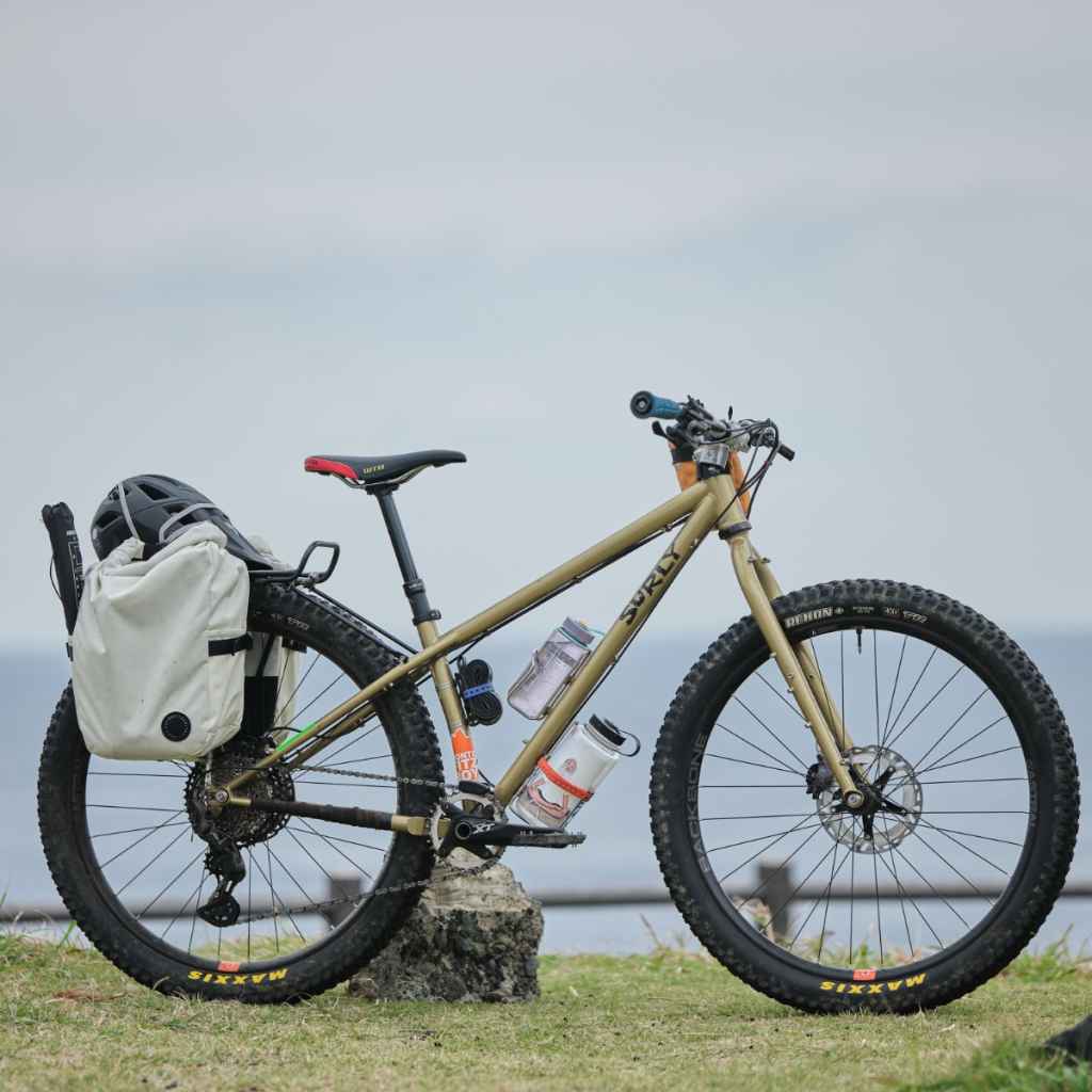 SURLY サーリー　リアキャリア ナイスラック　NICE RACK ブラック サーリー SURLY ナイスラック NICE RACK リアキャリア ブラック