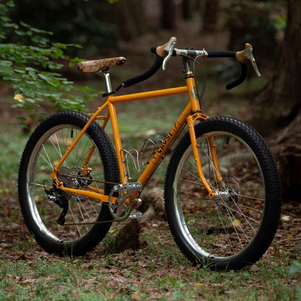 CRUST BIKES* evasion CUSTOM complete bike (orange speckle/xm