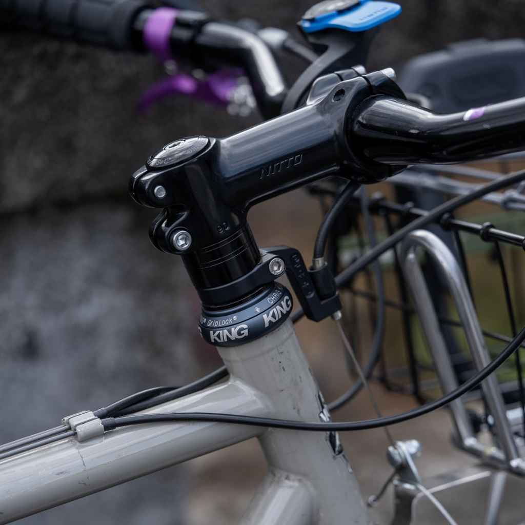 NITTO* UI-26 BX stem (black) - BLUE LUG ONLINE STORE