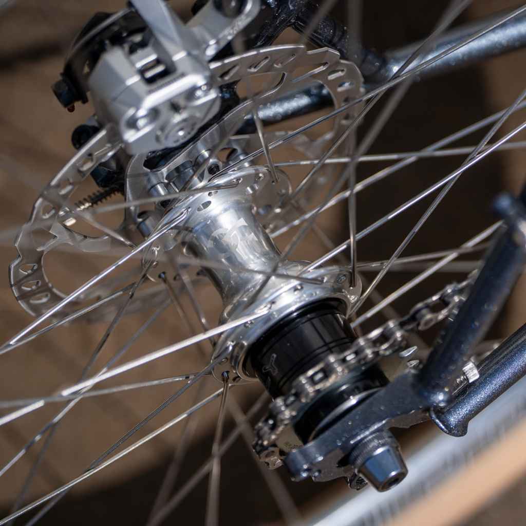 はる VELO ORANGE* disc hub rear (silver) - BLUE LUG ONLINE STORE