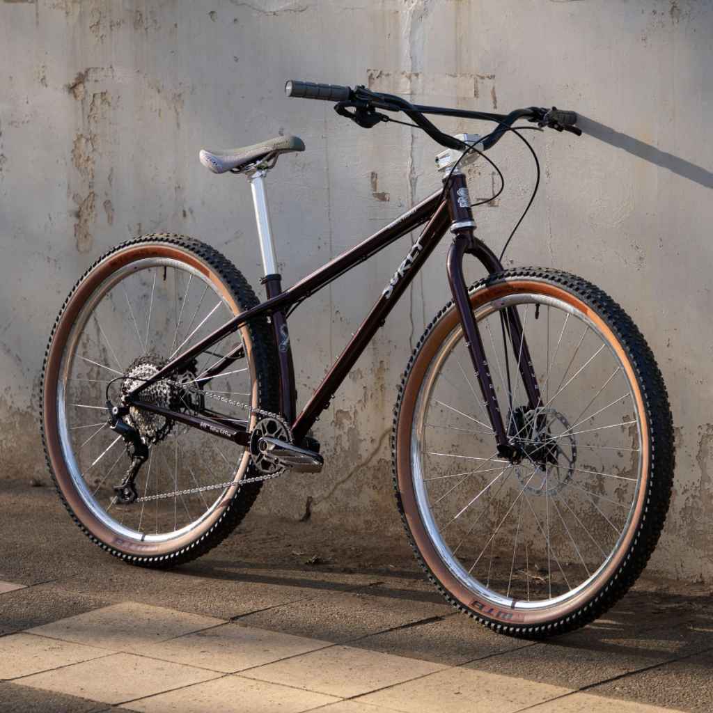 WTB* macro tcs tire (black/tan) - BLUE LUG ONLINE STORE