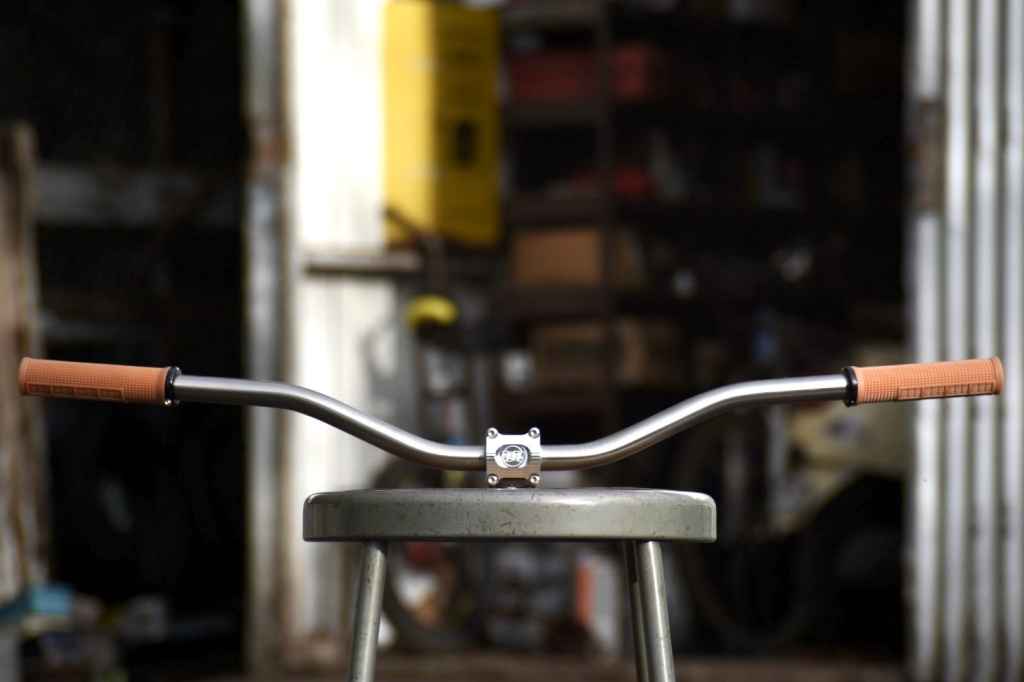 BTCHN* 4130 hi riser (pink/beige logo/800/16°) - BLUE LUG ONLINE STORE