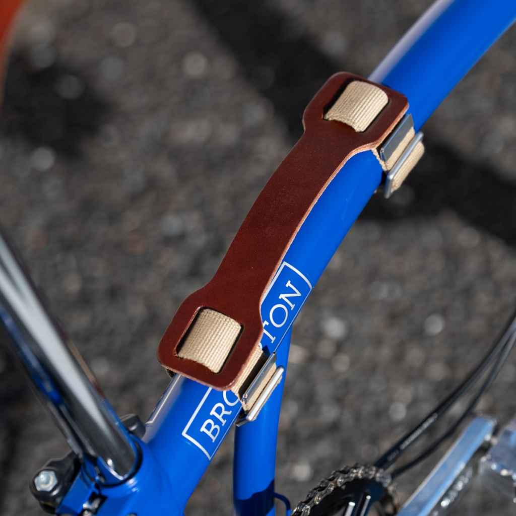 BROOKS* leather portage strap (brown) - BLUE LUG ONLINE STORE