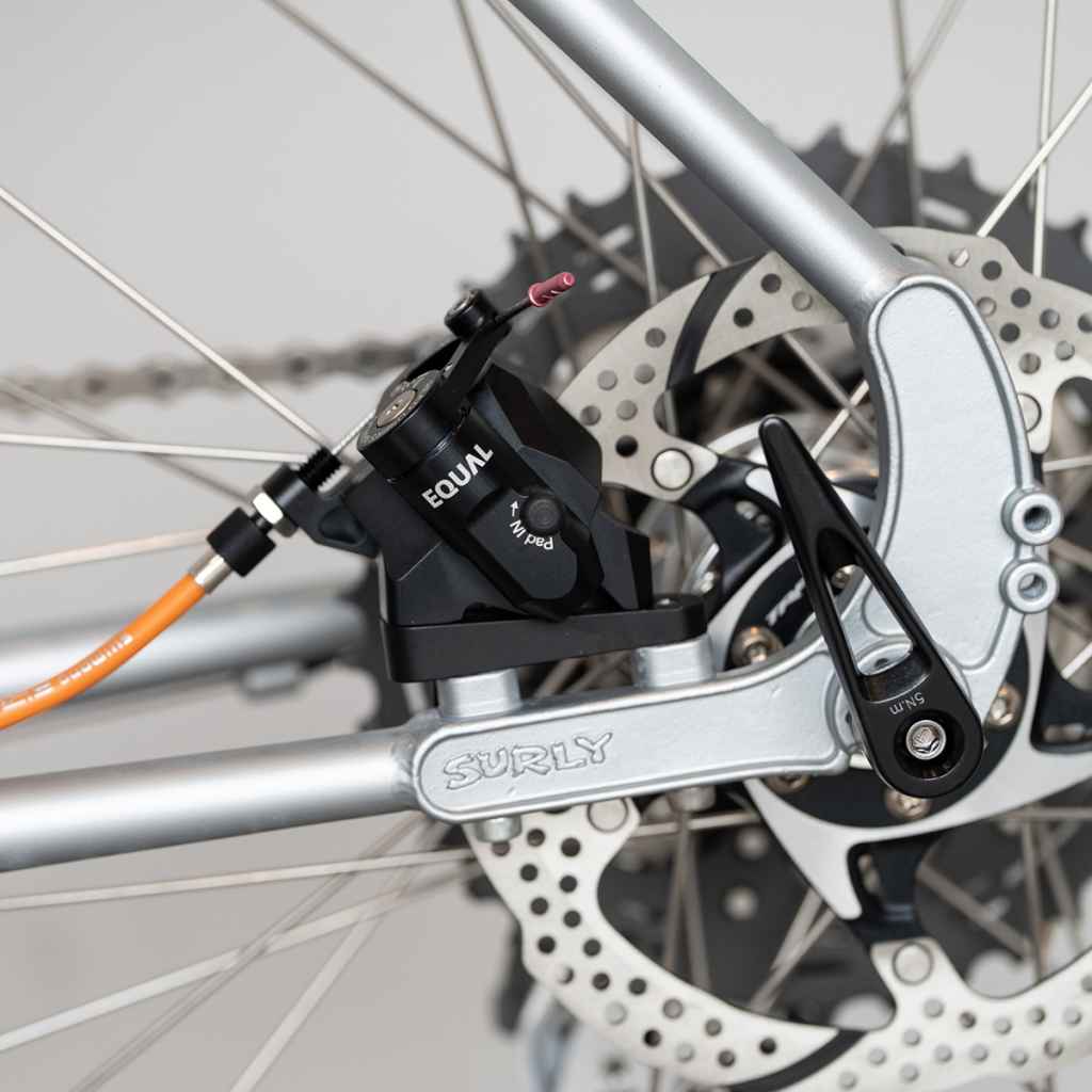 EQUAL* flat mount bolt set (rear) - BLUE LUG ONLINE STORE