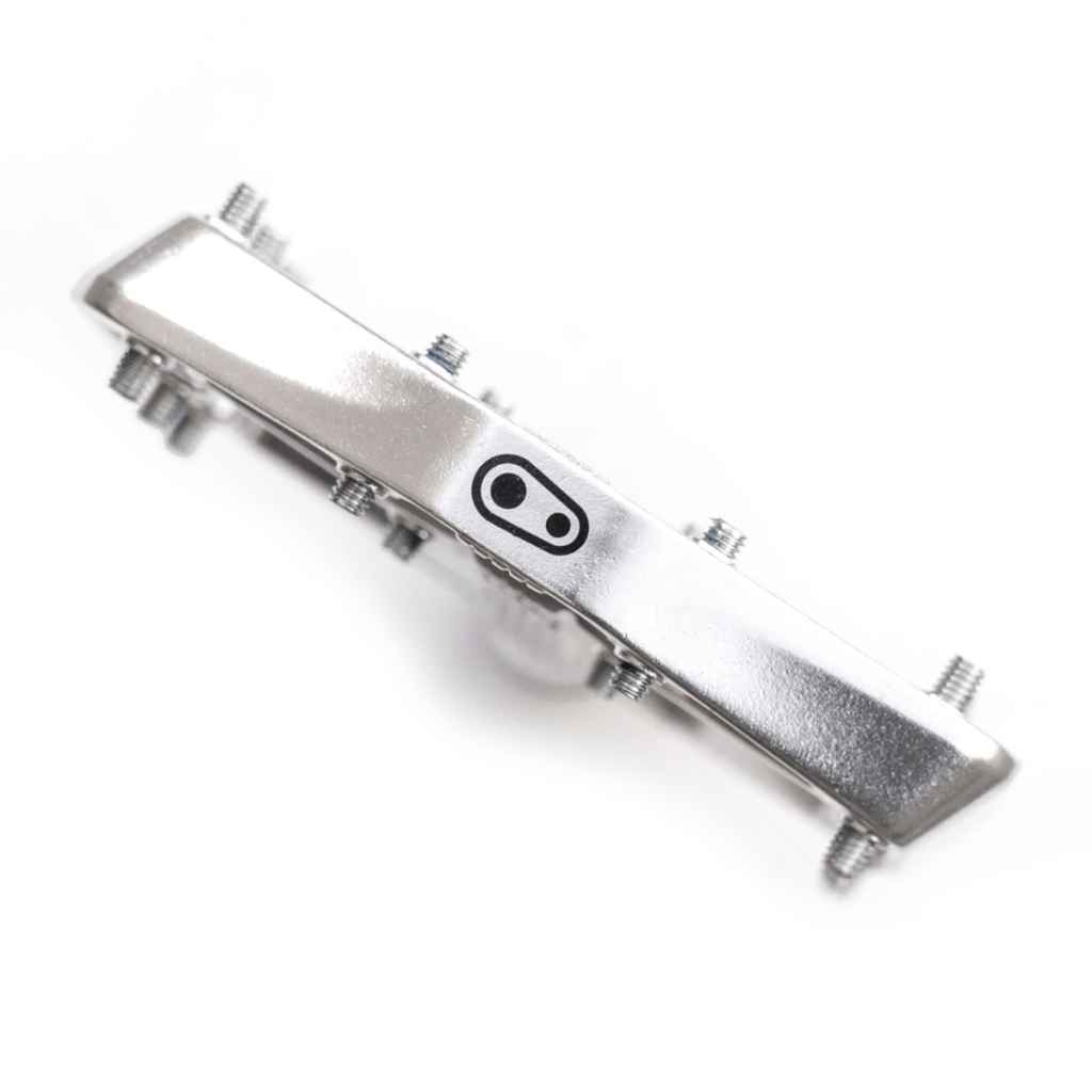 オールラウンドに使えるフラットペダル【Crankbrothers Stamp 7