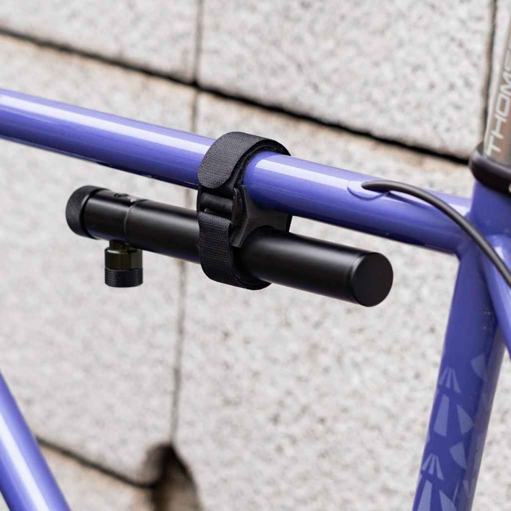 TWO FISH* bike block pumpholder - BLUE LUG ONLINE STORE