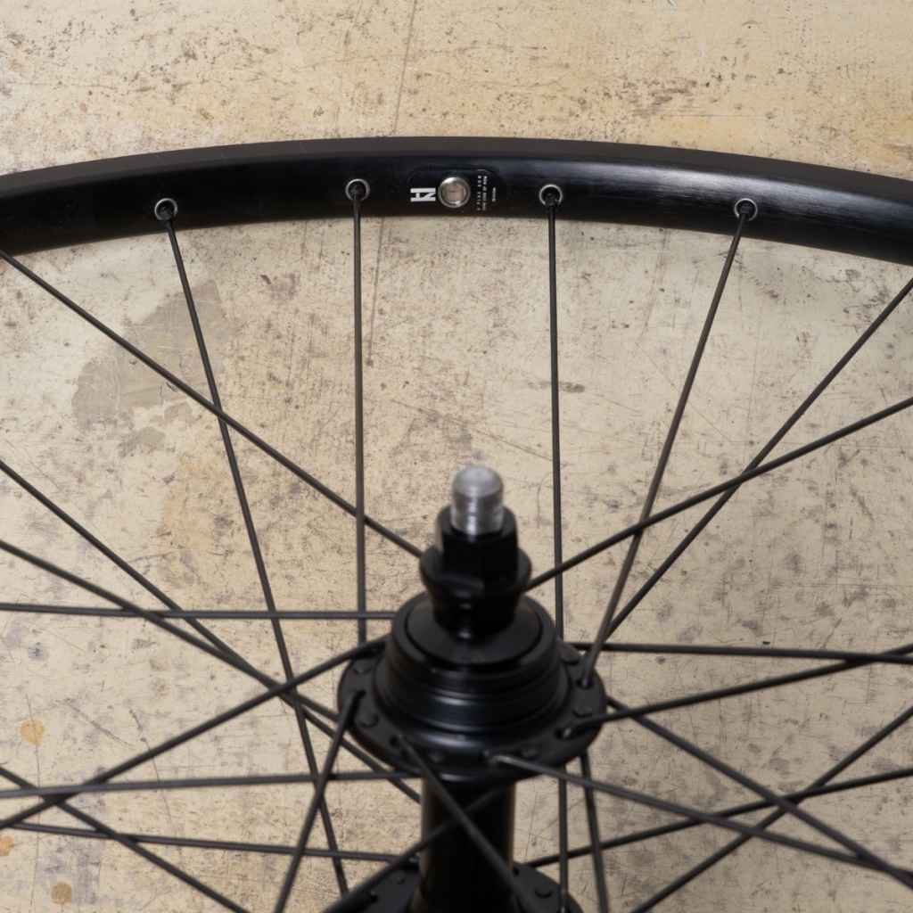 H PLUS SON THE BOX bluelug 手組みホイール H PLUS SON* the box road wheel (polish) - BLUE LUG GLOBAL ONLINE STORE