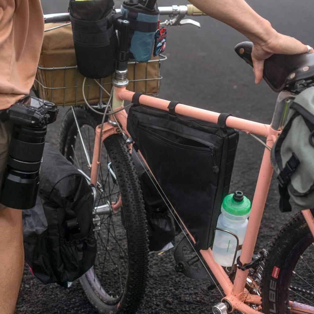 fairweather フレームバッグ ステムバッグ coyote ブルーラグ FAIRWEATHER* stem bag (ecopak coyote) - BLUE LUG ONLINE STORE