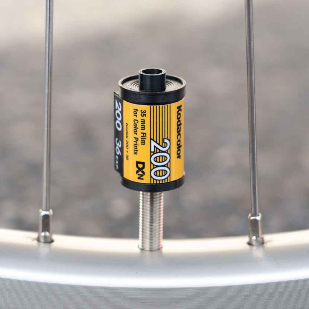 MUGSHOT NYC* film roll valve cap (kodak 200) - BLUE LUG ONLINE STORE