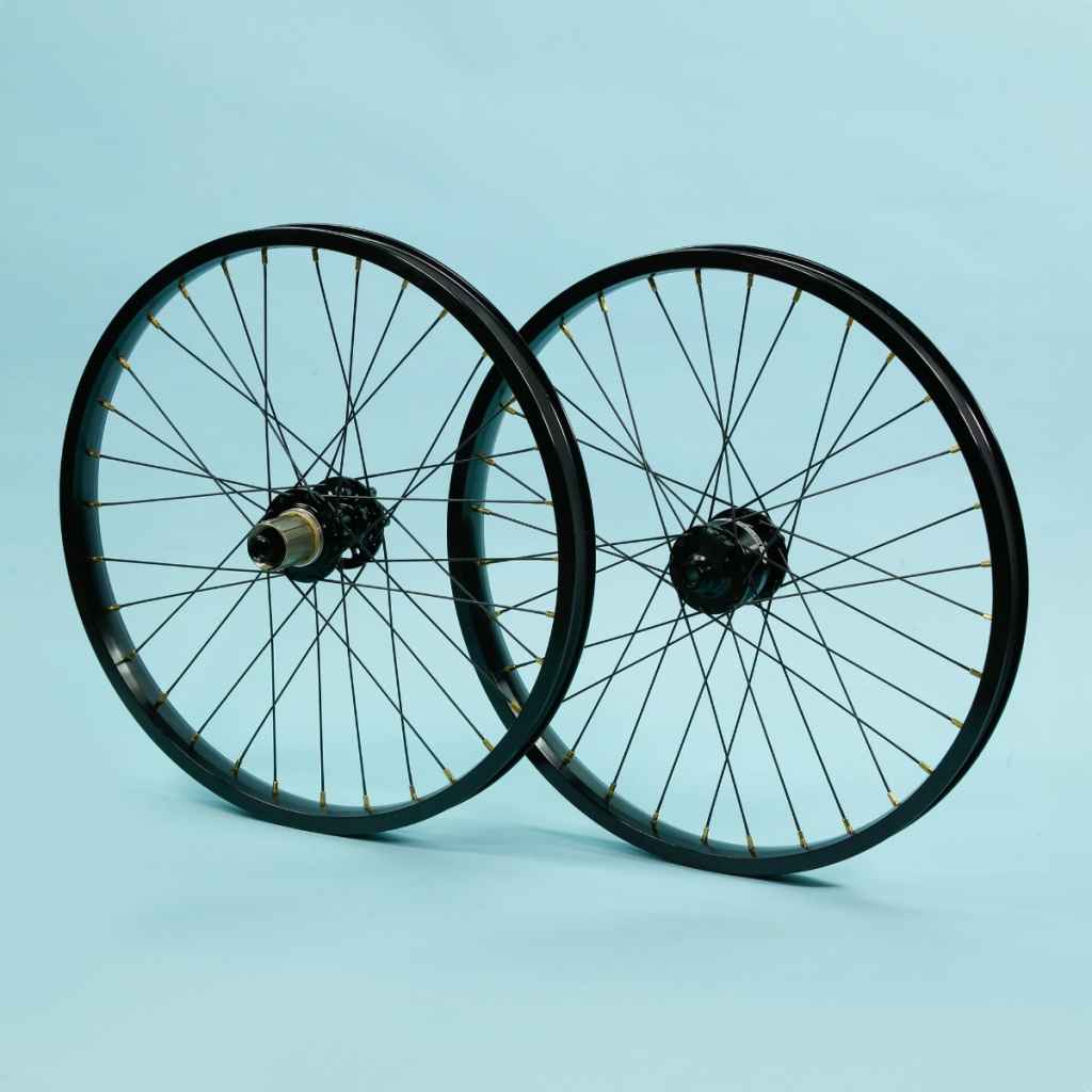 CRUST BIKES* dynamo&disc brake 20