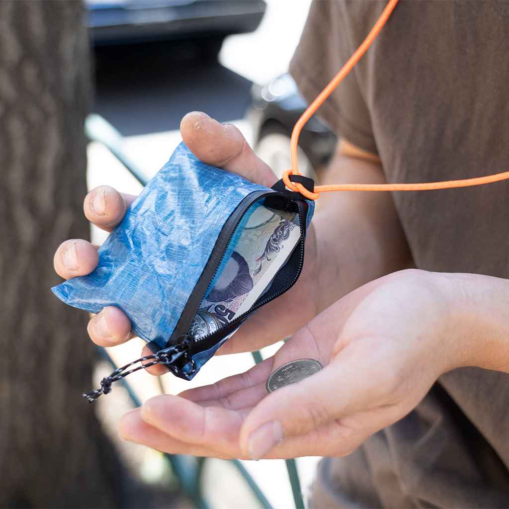 BLUE LUG* mame wallet (dyneema green) - BLUE LUG ONLINE STORE