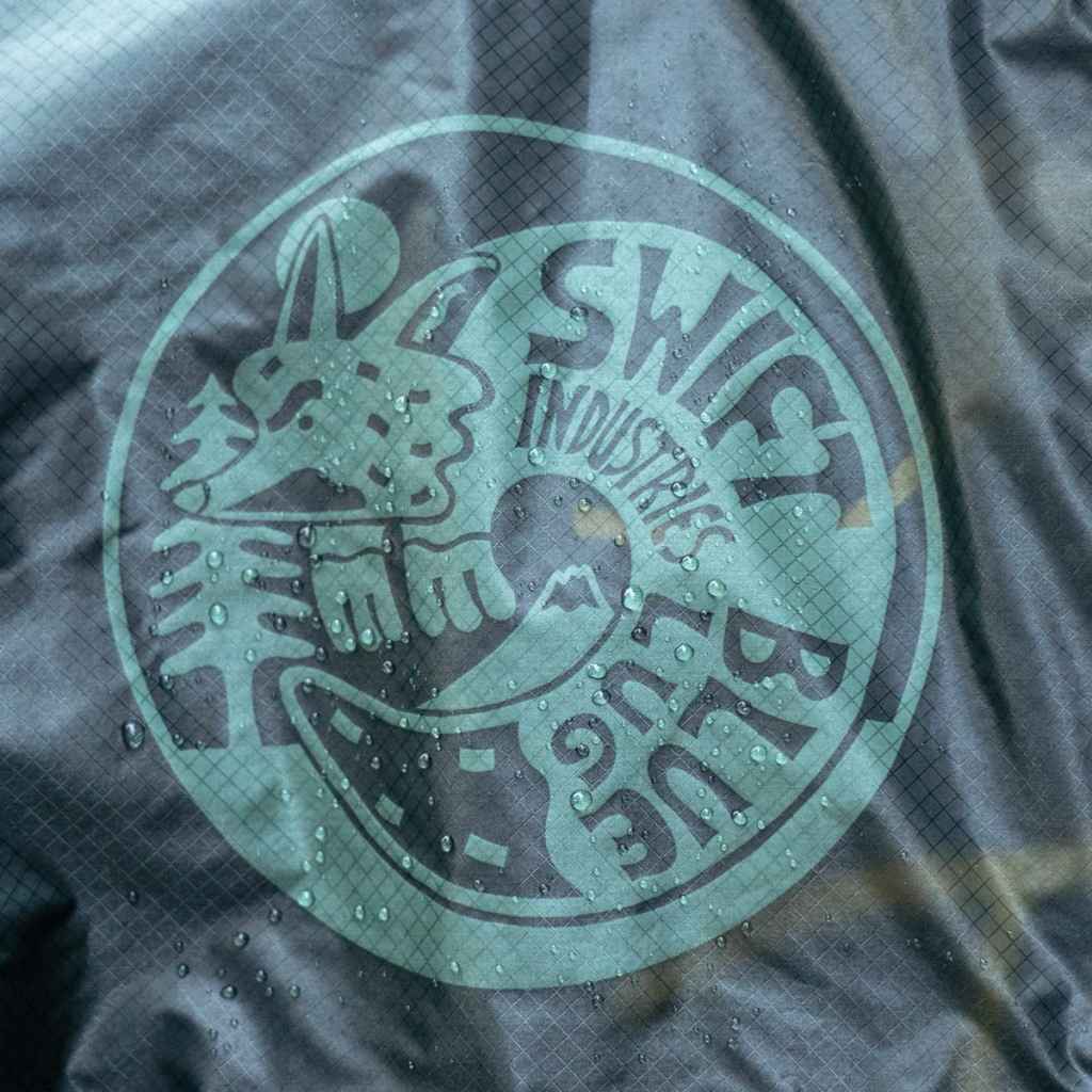 SWIFT INDUSTRIES×BLUE LUG* caldera collection packable rain