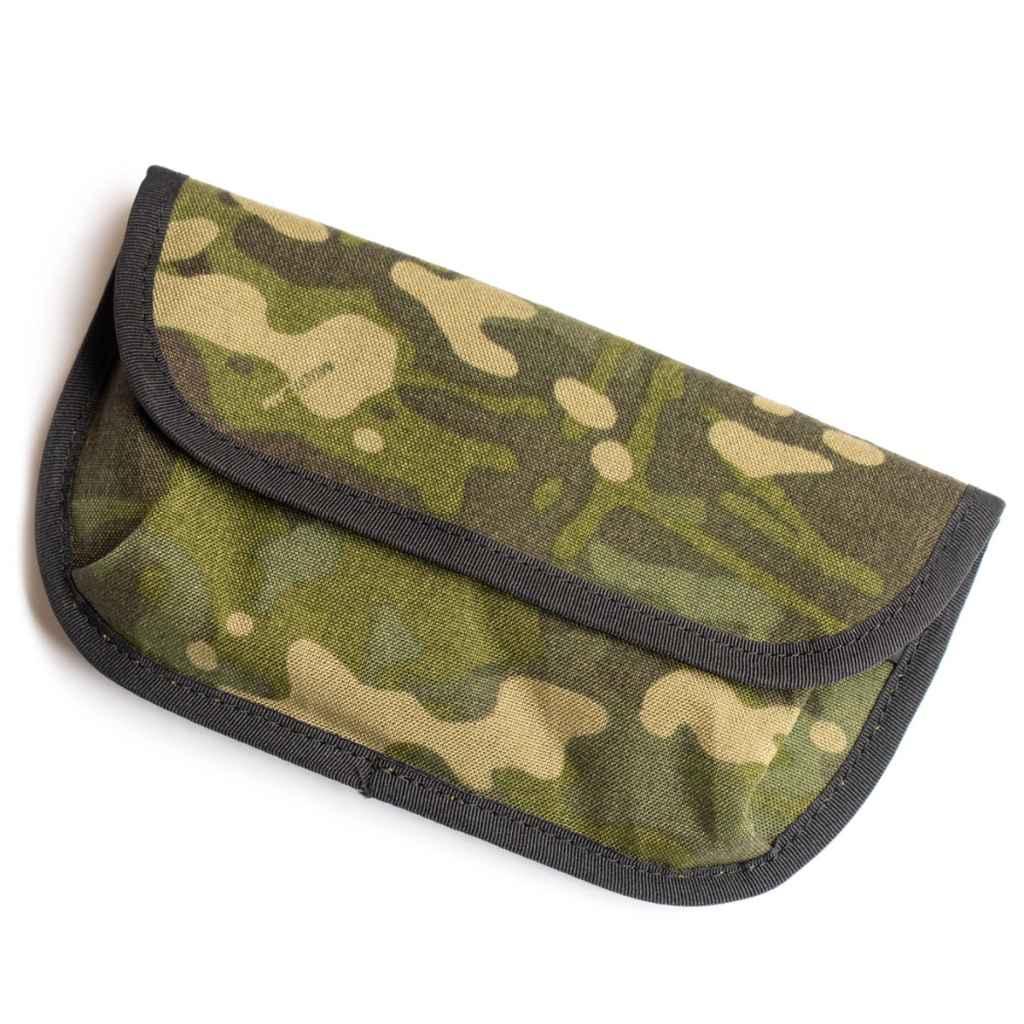 BLUE LUG* phone pouch (x-pac multicam) - BLUE LUG ONLINE STORE