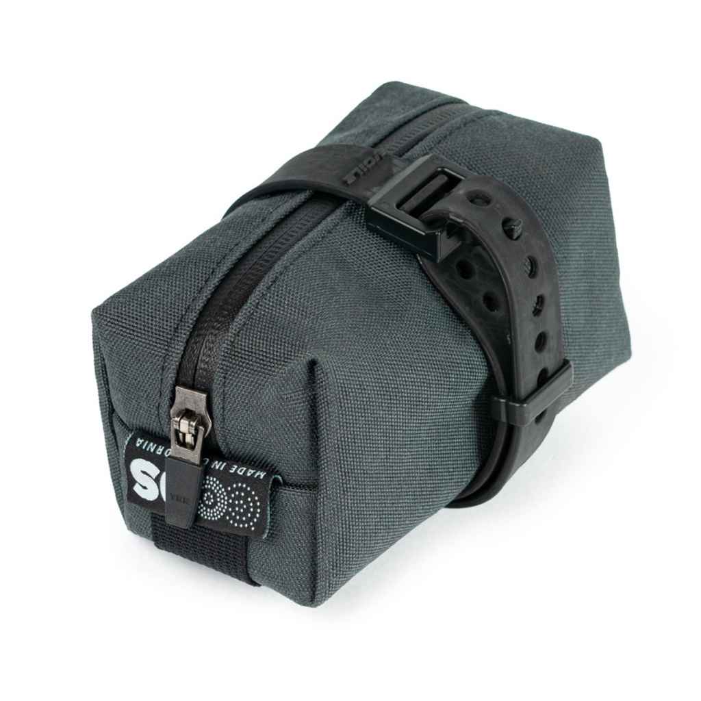 ロウロウマウンテンワークス サドルバッグ ブルーラグ サーリー アウターシェル a2403843-10.jpg