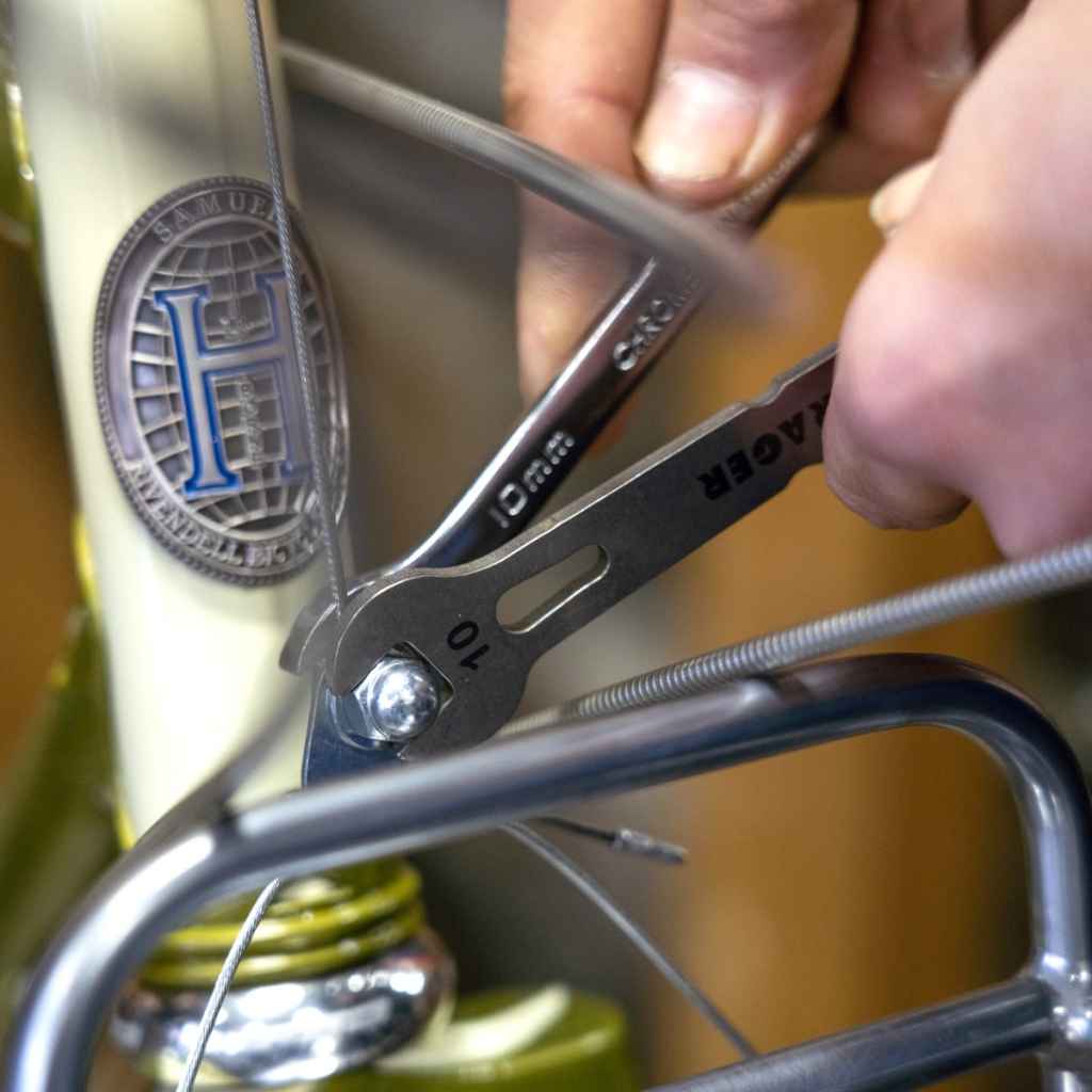 FORAGER CYCLES* the link wrench - BLUE LUG ONLINE STORE