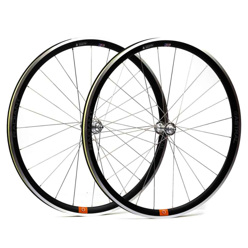 BLUE LUG Gran Compe ピストホイール リア 700c ASTRAL×GRAN COMPE* radiant rim brake wheel set (black/silver/24H