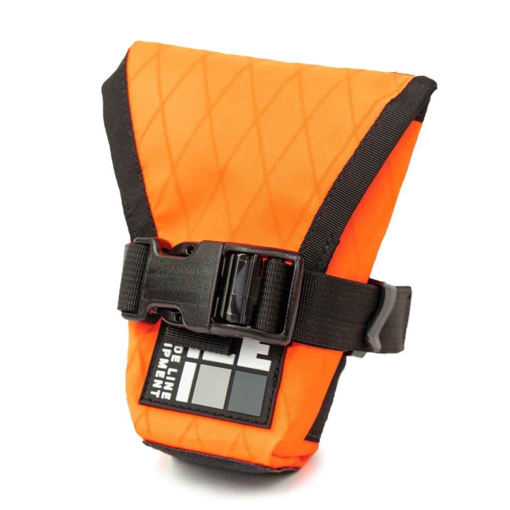 ILE* seat bag (x-pac blaze) - BLUE LUG ONLINE STORE