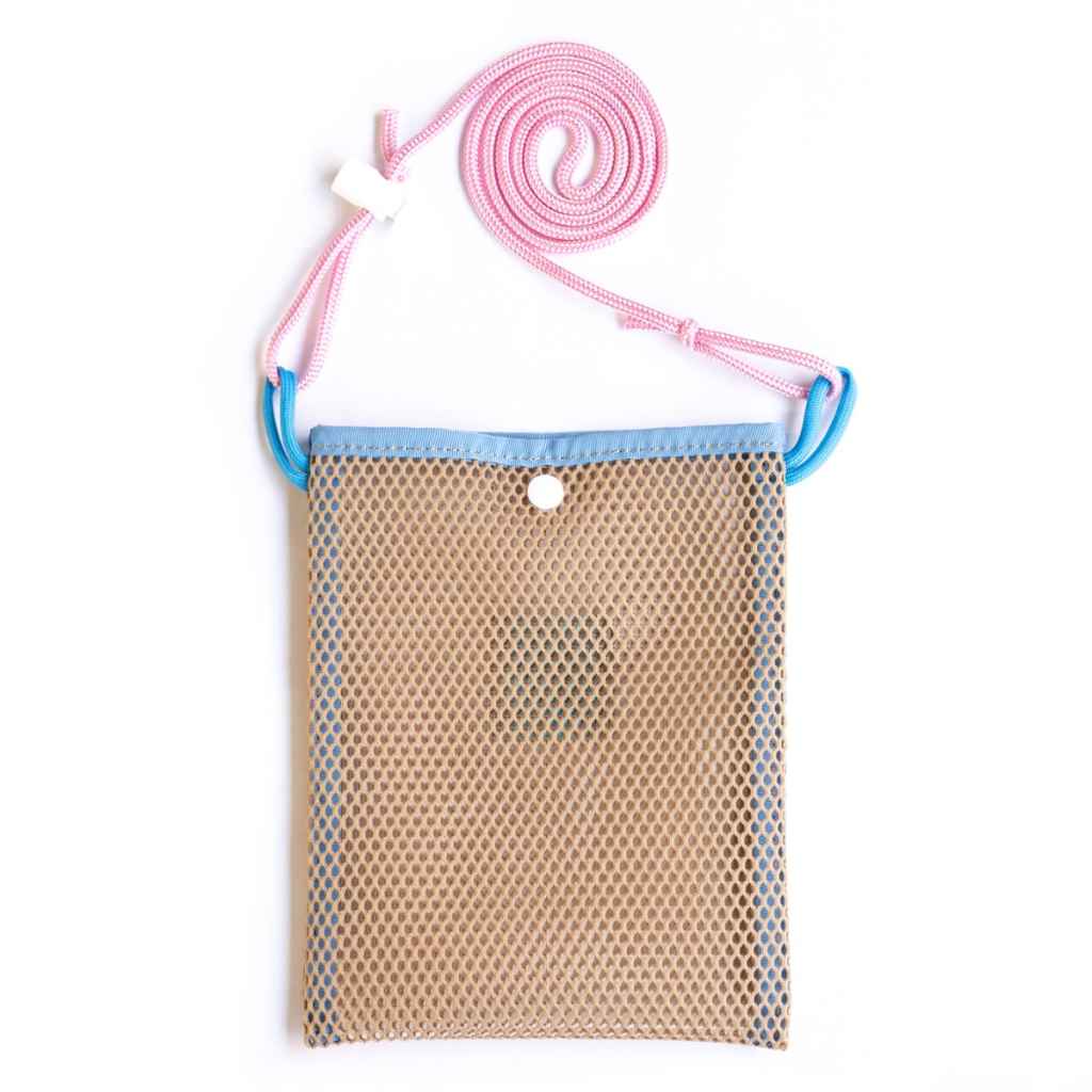 ロラライハリス♡SSライトブルーWデニム♡刺繍のサコッシュ♡ポシェット♡ ロラライハリス♡SSライトブルーWデニム♡刺繍のサコッシュ