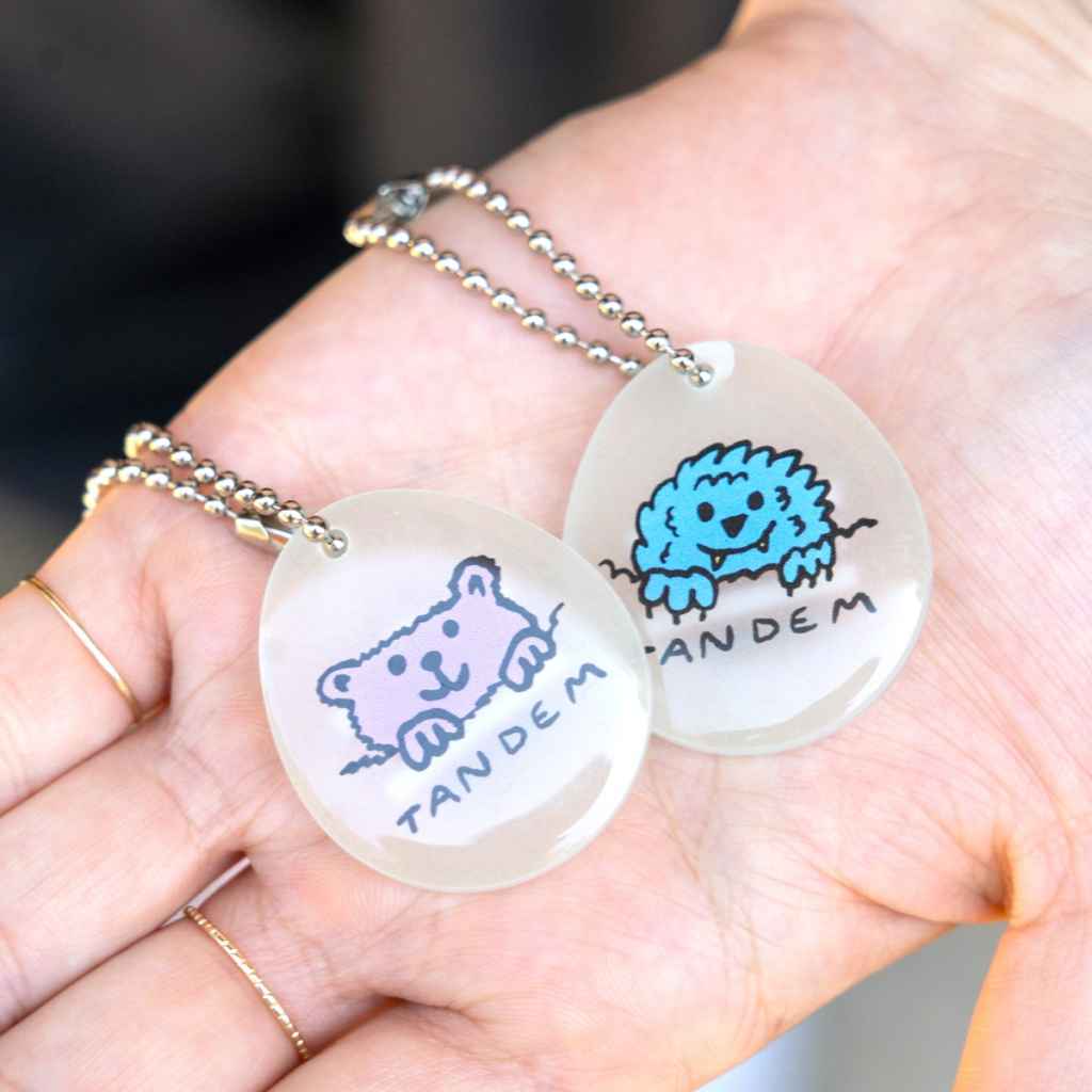 送料・関税込★Monamhee★Love Flexy Keyring Blue★キーリング ☆人気☆【Monamhee】☆Love Flexy Keyring Blu.e☆キーリング☆