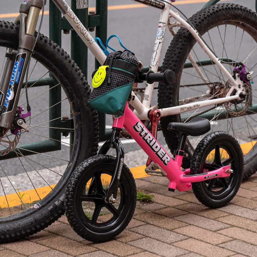 YANCO* stem bag (blue/E) - BLUE LUG ONLINE STORE