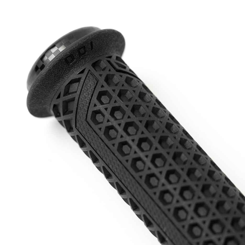 ODI* vans v2.1 lock-on grip (black) - BLUE LUG ONLINE STORE