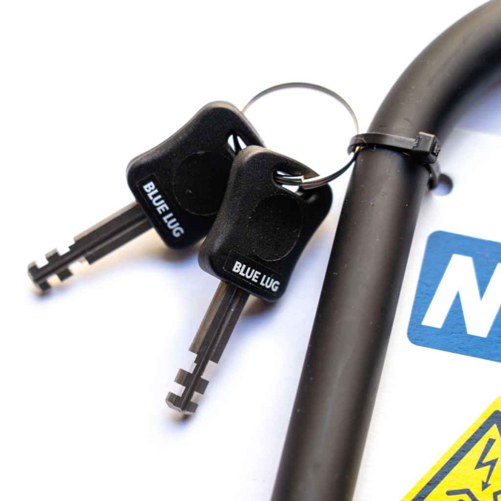 BLUE LUG* steel u-lock - BLUE LUG ONLINE STORE