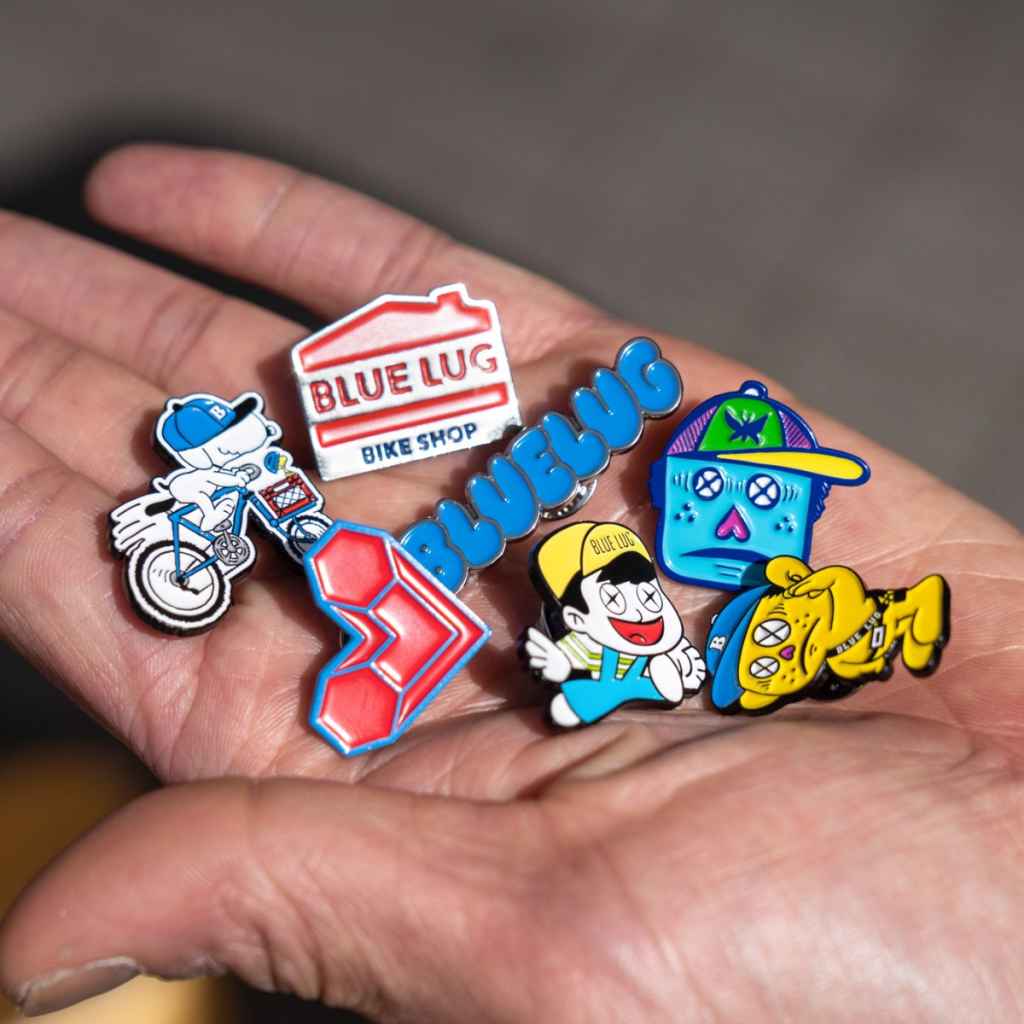 BLUE LUG* anzenkun pins - BLUE LUG ONLINE STORE