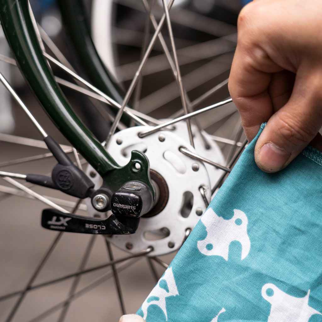 RIVENDELL* lug bandana (blue green) - BLUE LUG ONLINE STORE