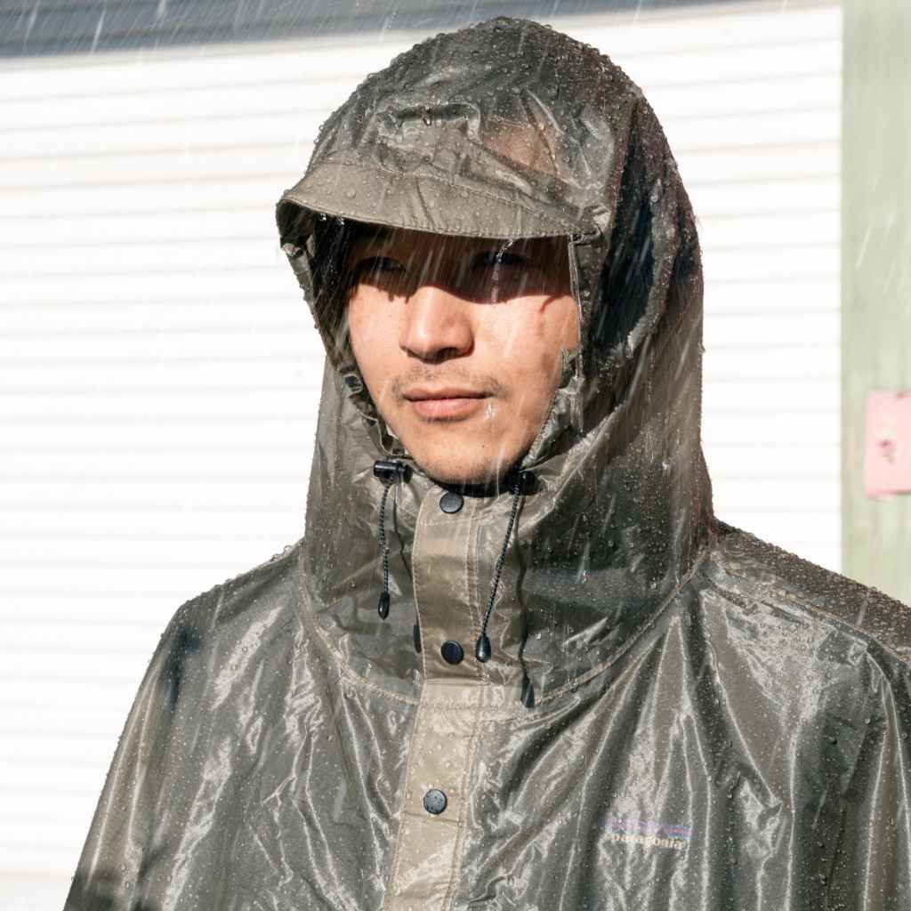 Wet Weather Poncho フリーサイズ キューベンファイバー日本製 FAIRWEATHER* packable rain poncho (gray beige) - BLUE LUG ONLINE STORE