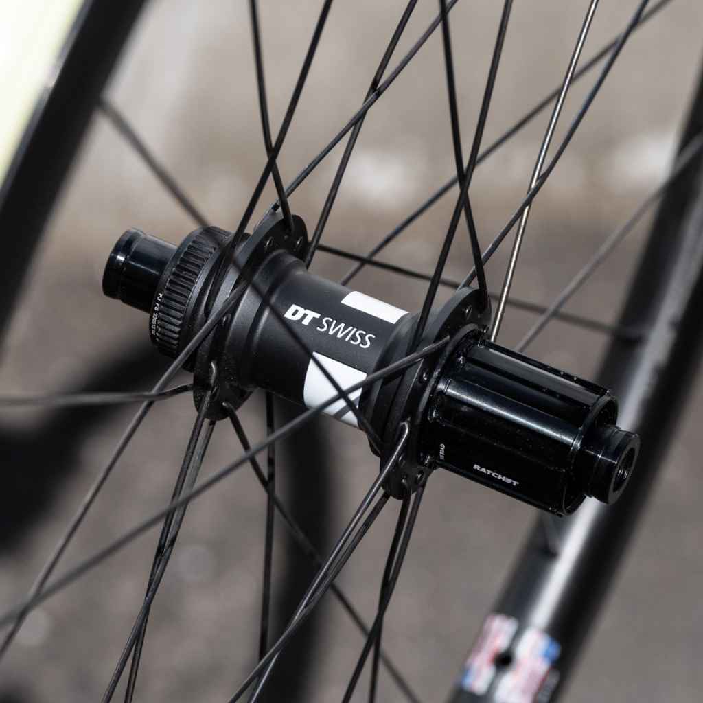 ASTRAL CYCLING×DT SWISS* veil4 carbon wheel (rear) - BLUE