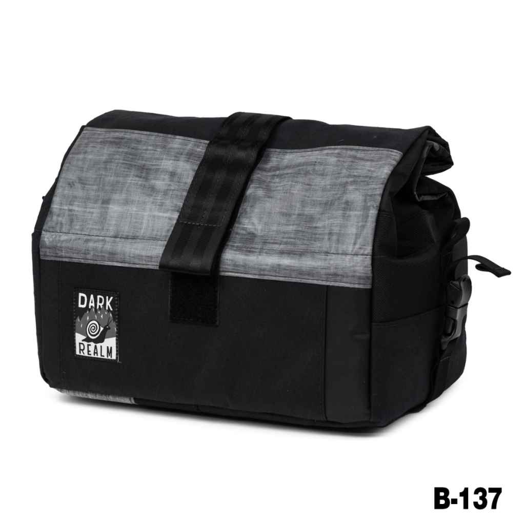 REALM* wald 137 basket bag (black harlequin/B) - BLUE LUG