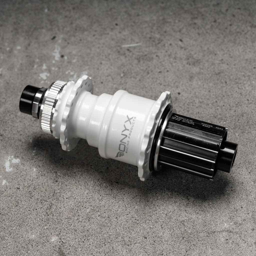 ONYX RACING PRODUCTS DISC HUB ブルーラグ dsc02984-22.jpg