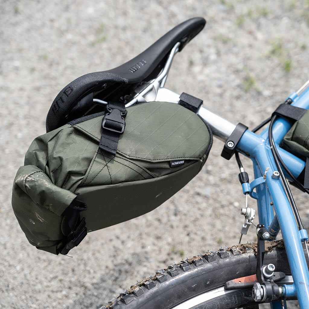 FAIRWEATHER* seat bag (brown) - BLUE LUG ONLINE STORE