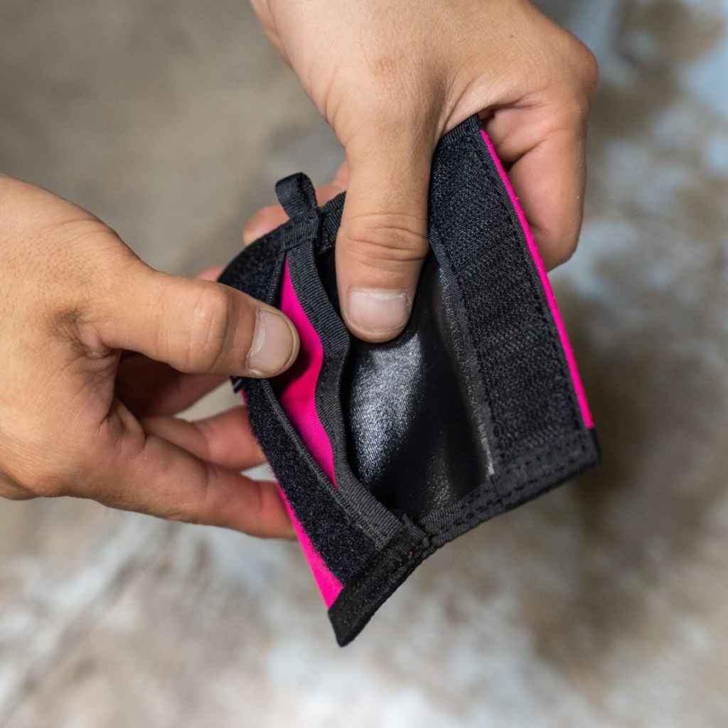 BLUE LUG* micro wallet (x-pac/navy) - BLUE LUG ONLINE STORE