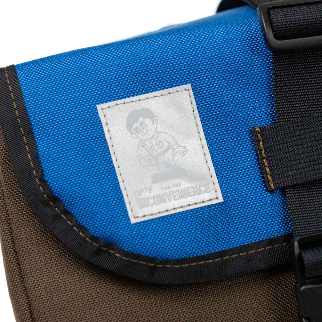 かませ犬 THE INCONVENIENCE STORE BLUE LUG INCONVENIENCE STORE×BLUE LUG メッセンジャーバッグ - メルカリ