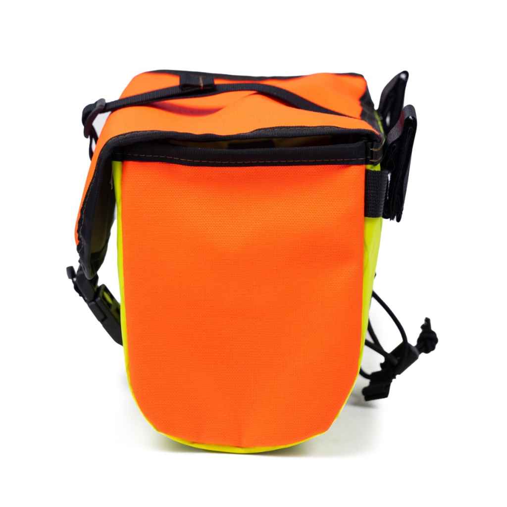 THE INCONVENIENCE STORE×BLUE LUG* bento bag (x-pac yellow) - BLUE